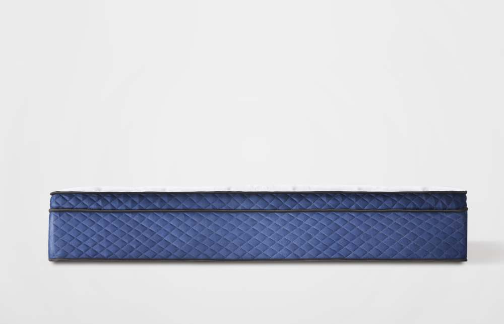Silk & Snow Hybrid Mattress Image 4
