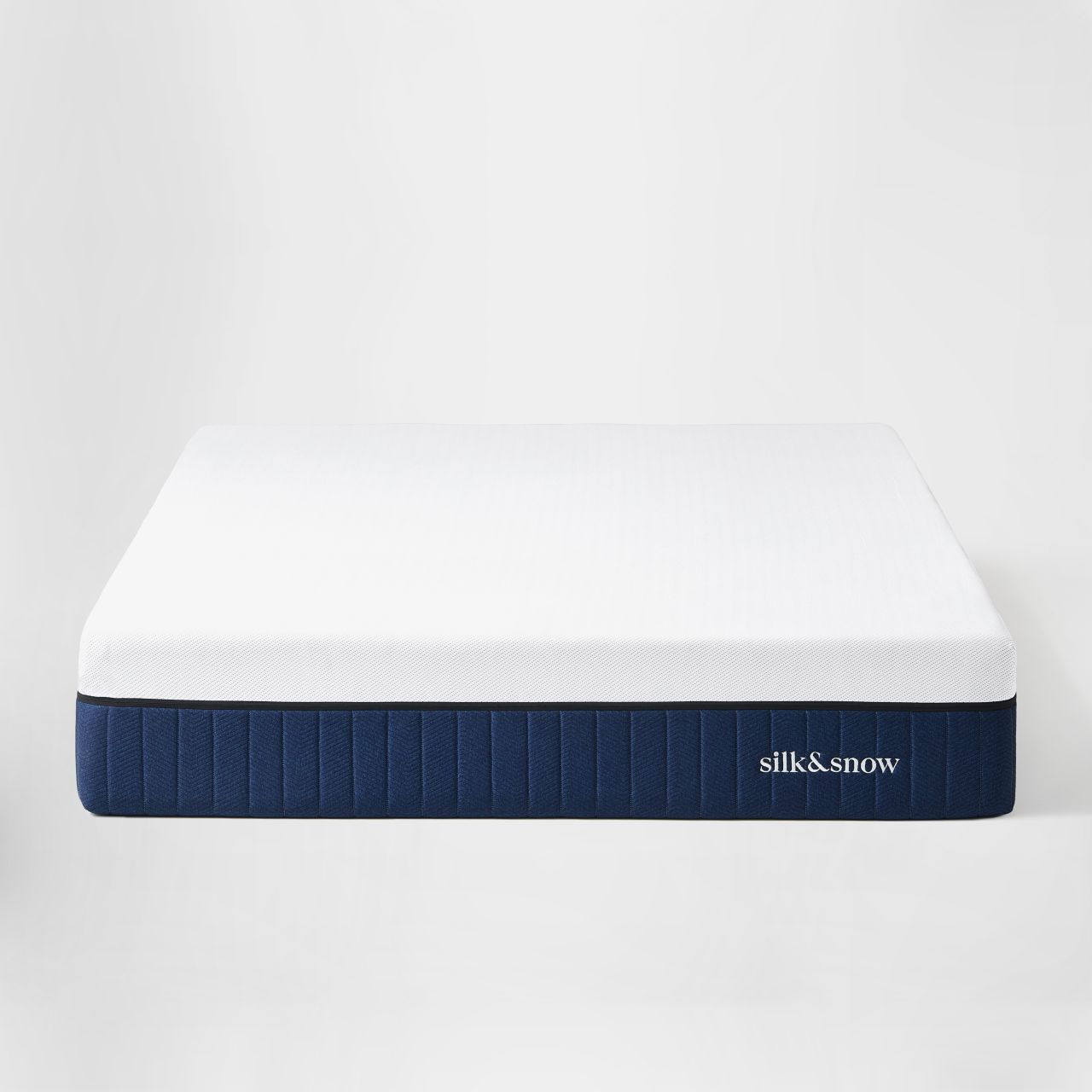 Silk &amp; Snow Foam Mattress Image 3