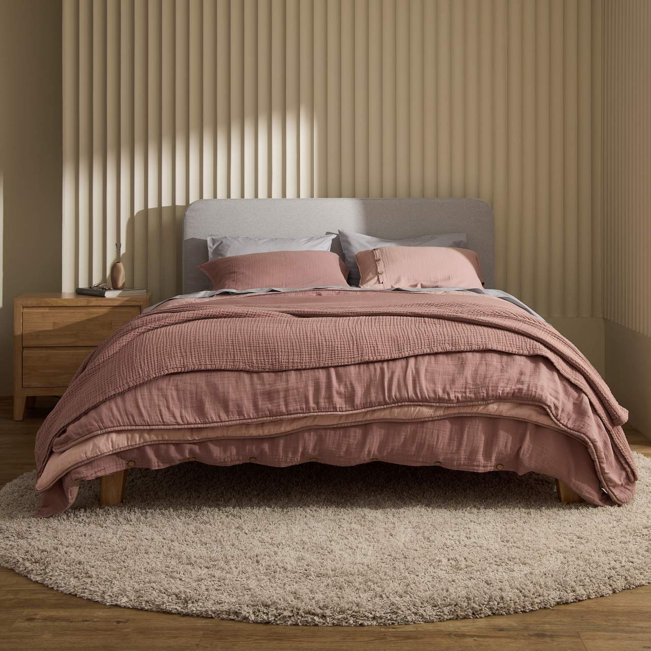 Muslin Blankets and Bedding Image 2