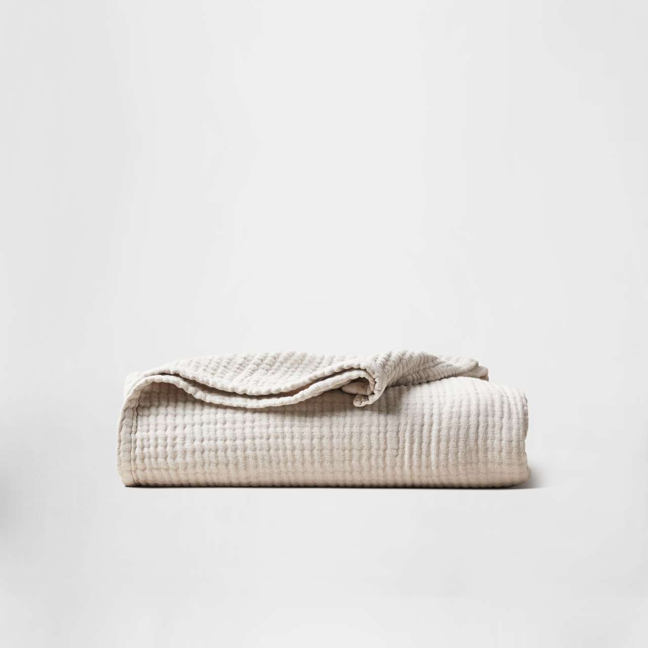 Muslin Blankets and Bedding Image 1