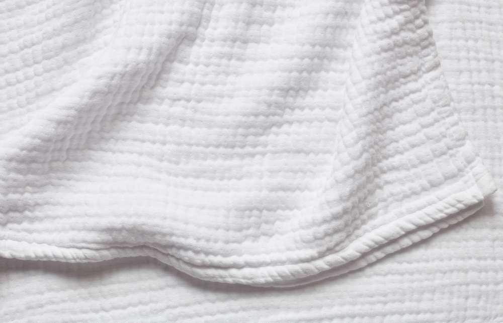 Muslin Blankets and Bedding for Adults - Silk & Snow