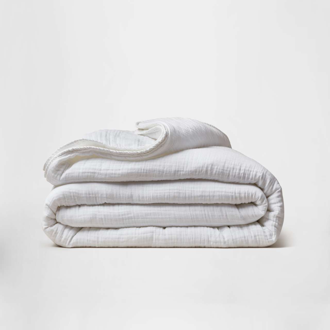 Muslin Blankets and Bedding Image 1