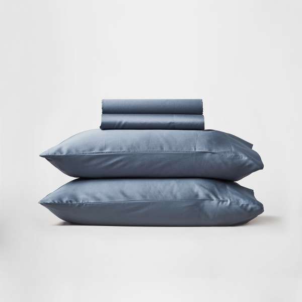 The Most Comfortable Bed Sheets - Silk & Snow