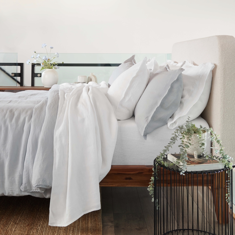 Linen & Light