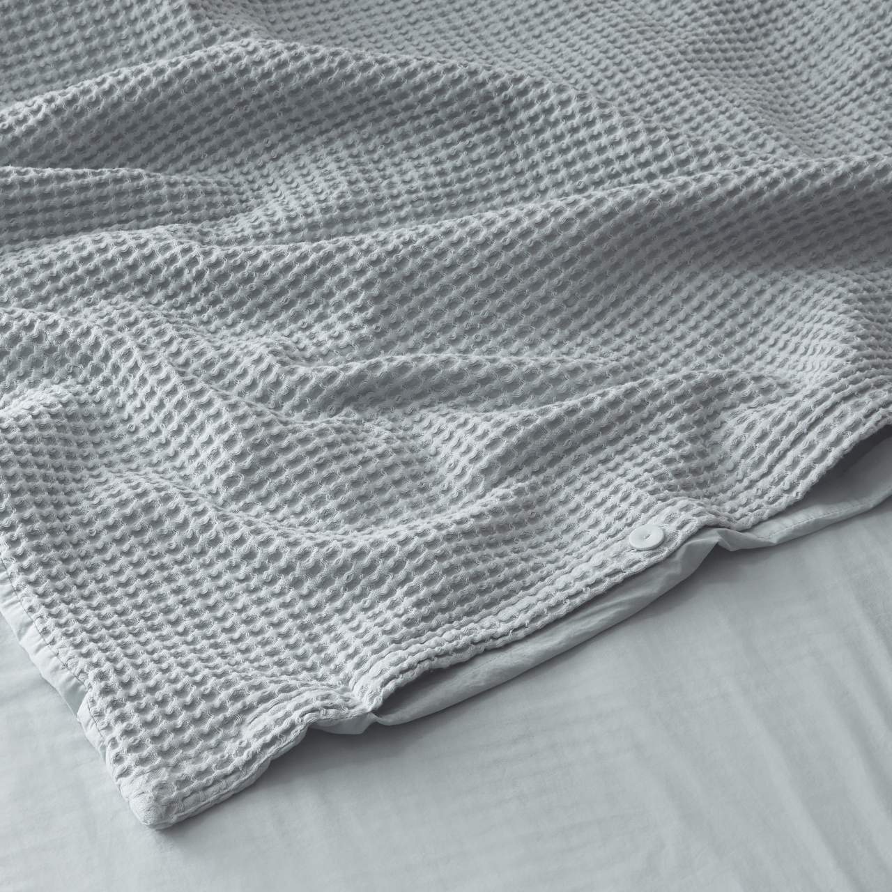 Muslin Blankets and Bedding Image 5